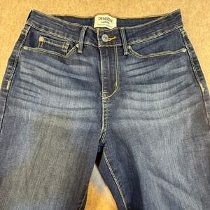 Denizen from Levis Womens Mid Rise Bootcut Jeans Dark Wash 6S 28x30 66899-0066